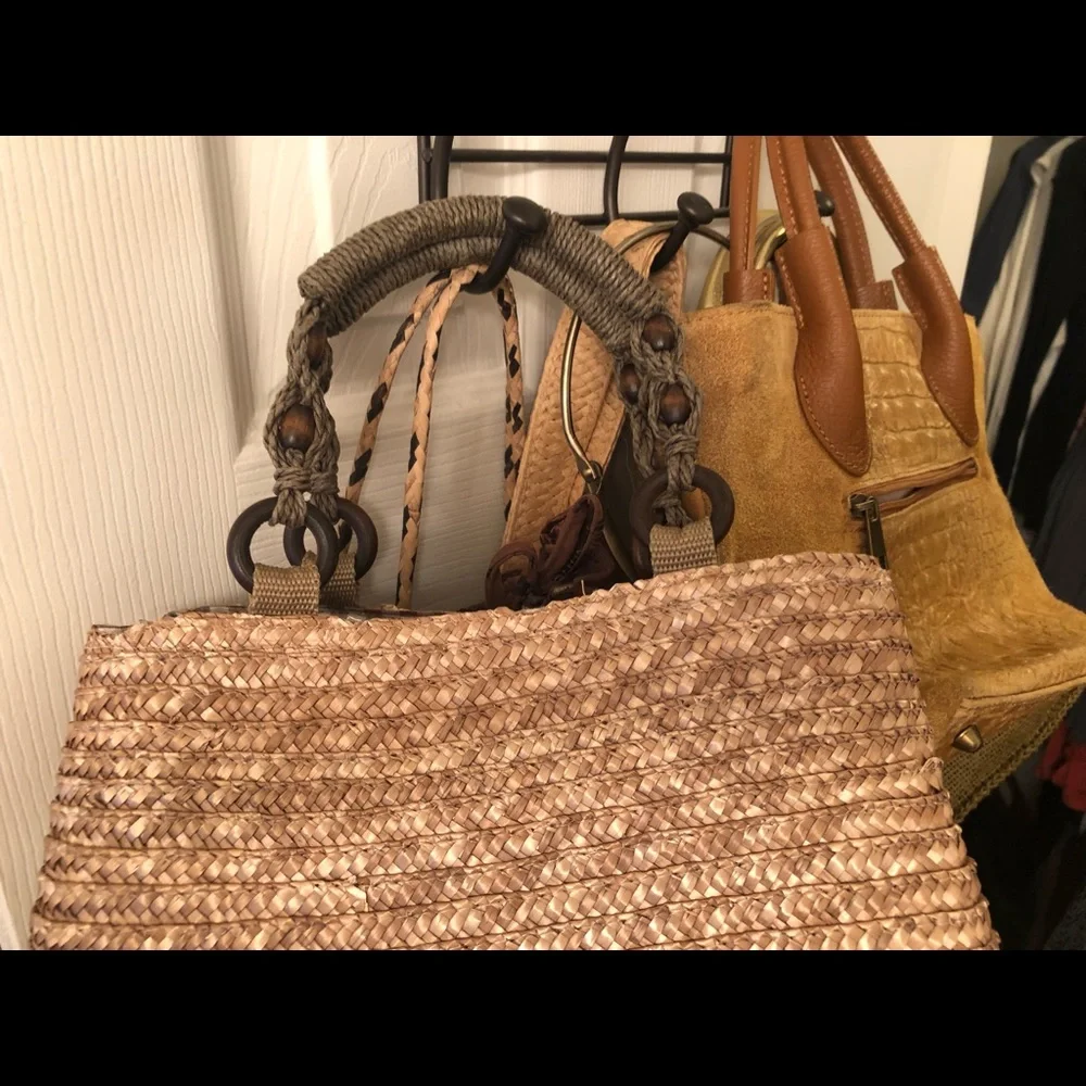 Vintage Croft & Barrow Straw Handbag with Macrame Wooden Bead Handle